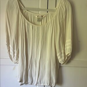 Studio M Off-White Blouse